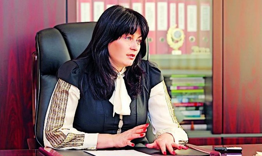 Уволить нельзя оставить