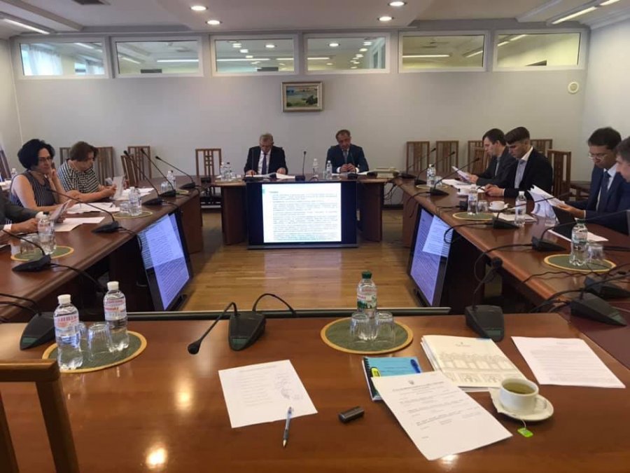 Совет НБУ рекомендует упростить населению покупку ОВГЗ