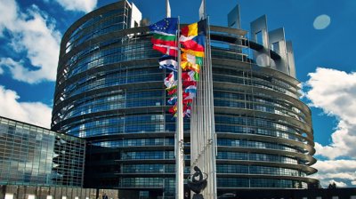 Європарламент у четвер затвердить 5 млрд євро макрофінансу для України