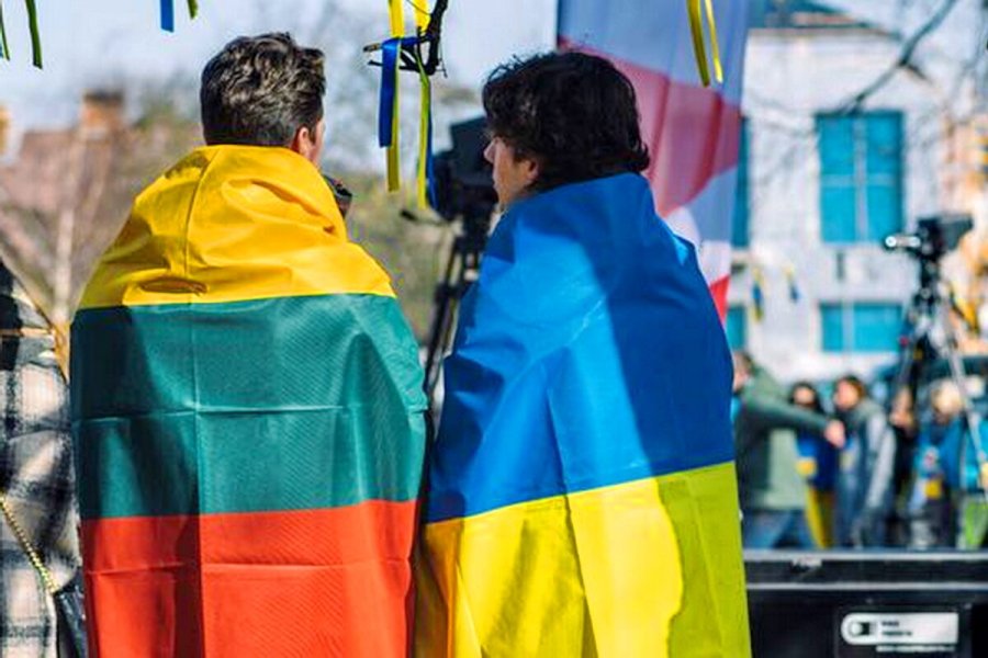 США спрямують 1,5 млн євро українським біженцям у Литві