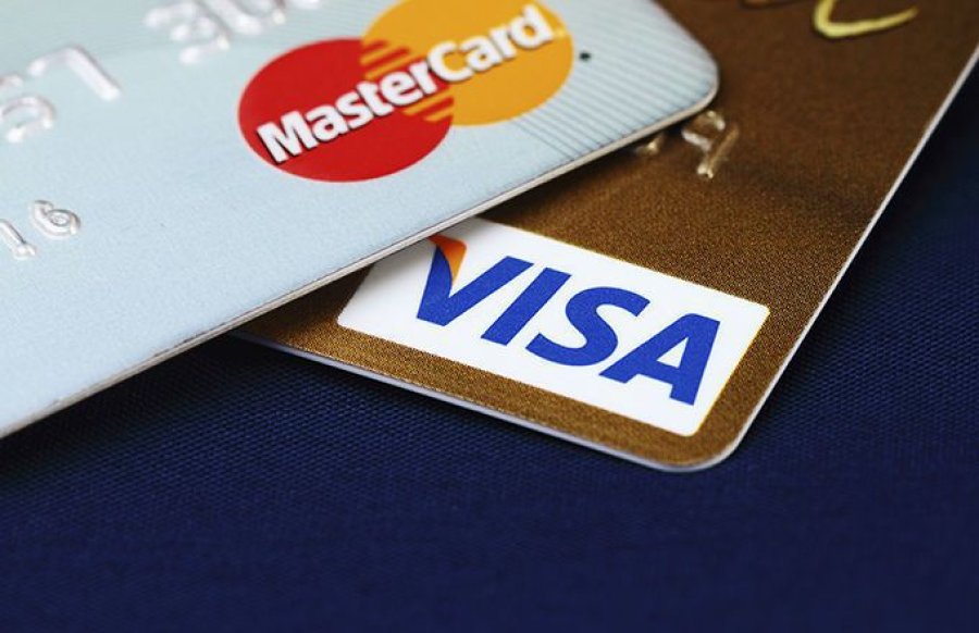У росії можуть початися проблеми з оплатою картками Visa і Mastercard