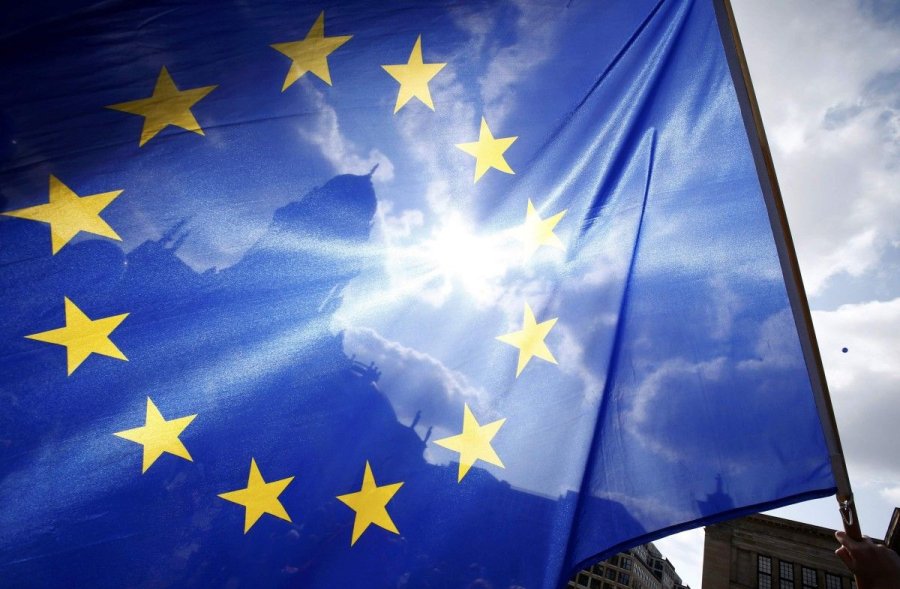 Інфляція в єврозоні в січні загальмувала до 2,8%