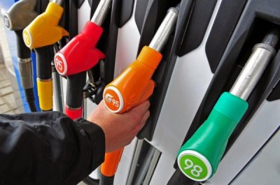 Уряд запровадив державне регулювання цін на бензин і ДП