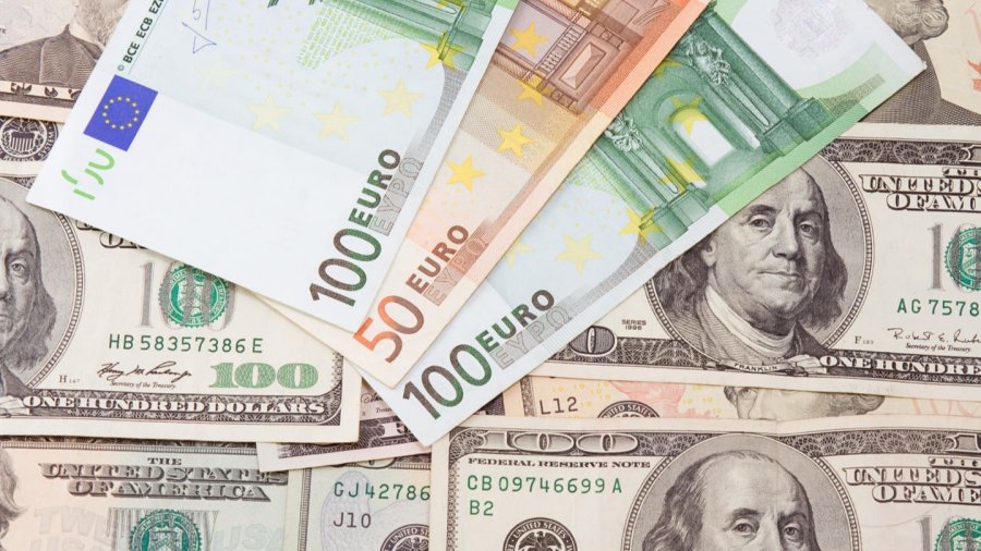 НБУ продав на міжбанку $552,2 млн