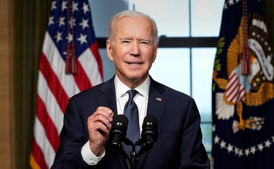 Байден підписав закон про призупинення стелі держборгу США