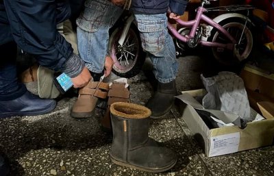 OTP Bank Helps Ukraine завершив проєкт «Збери дитину-переселенця до школи»