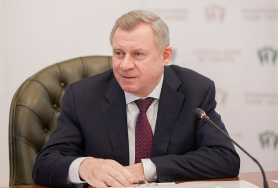 НБУ независим от Кабмина и президента - Смолий