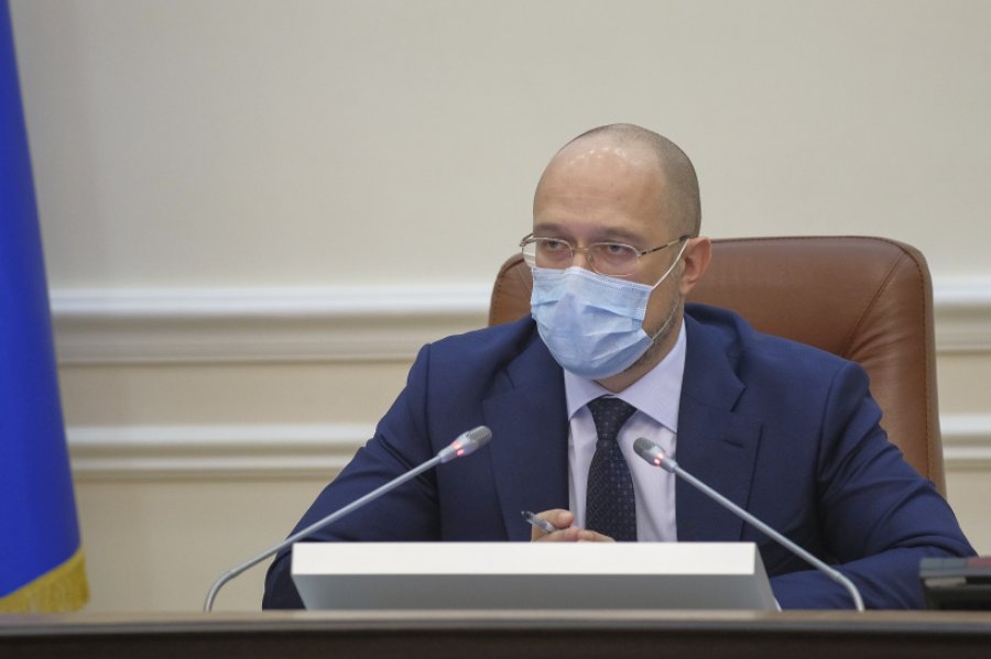 Шмигаль заявив про зростання цін через монопольні змови