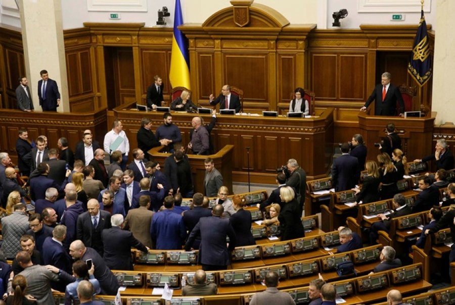 Десятки украинских финансистов баллотируются в парламент