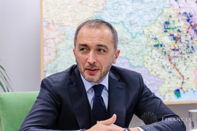 НБУ обурений продовженням контракту з Пишним без конкурсу