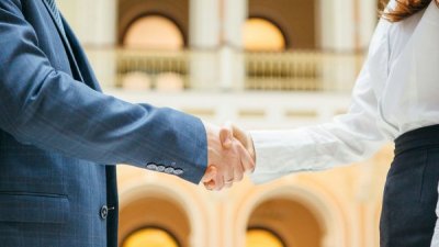 Небанки перейдуть до вищих стандартів управління