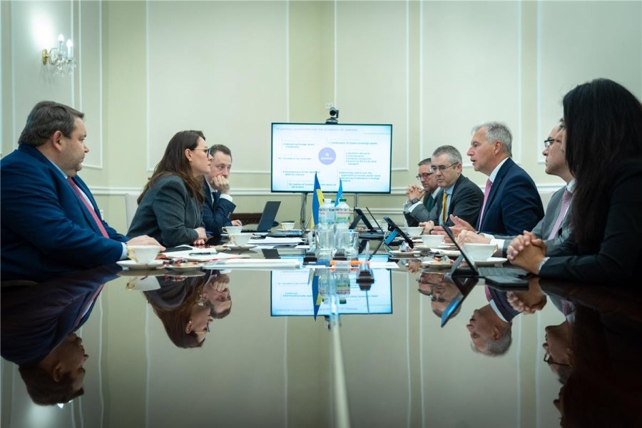 Уряд України узгодив наступні кроки з місією МВФ