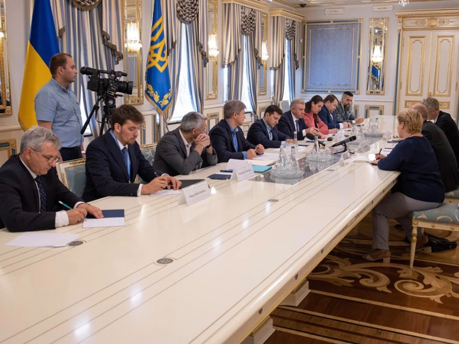 Зеленский и Смолий провели переговоры с МВФ