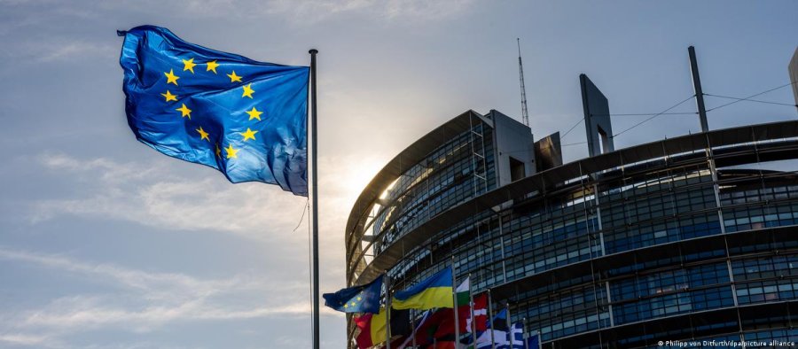 Інфляція у Євросоюзі сповільнилася