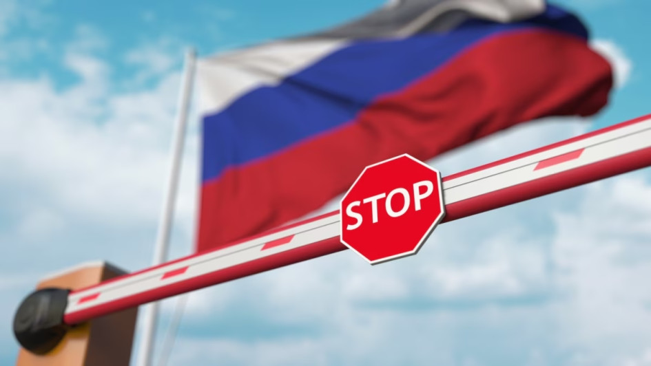ЄС відключив від SWIFT ще 11 російських банків