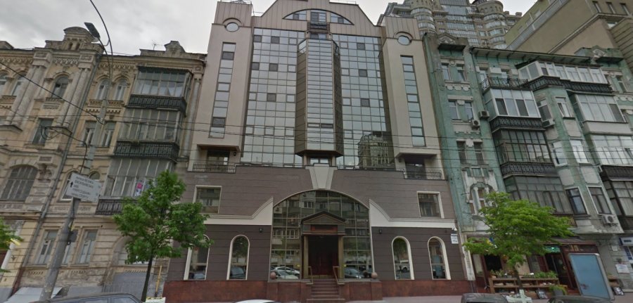 Ощадбанк забрал недвижимость братьев Буряков