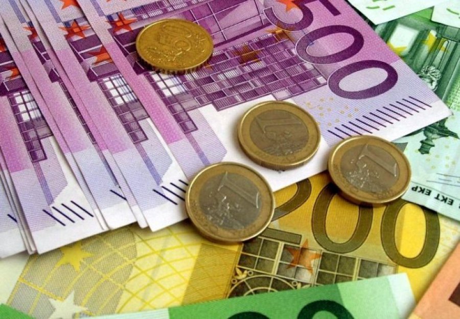 Валютный курс укрепился почти до 27,5 грн/$