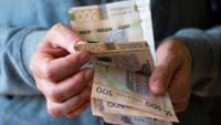 Середня зарплата в Україні за рік зросла на 23,1% – Держстат
