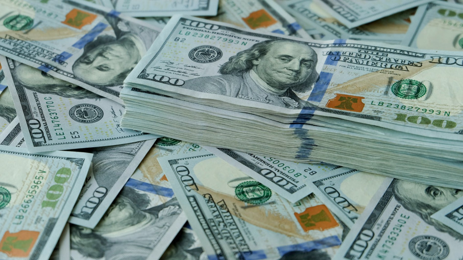 Нацбанк скоротив продаж валюти у лютому до $3 млрд