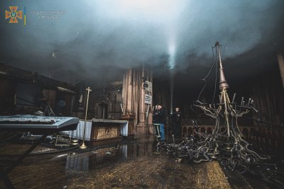 Банки жертвують по 1 млн грн на відбудову костелу в Києві