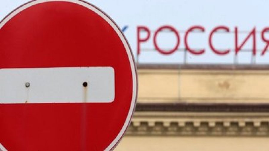 Зеленський ввів у дію санкції проти російських олігархів та бізнесів