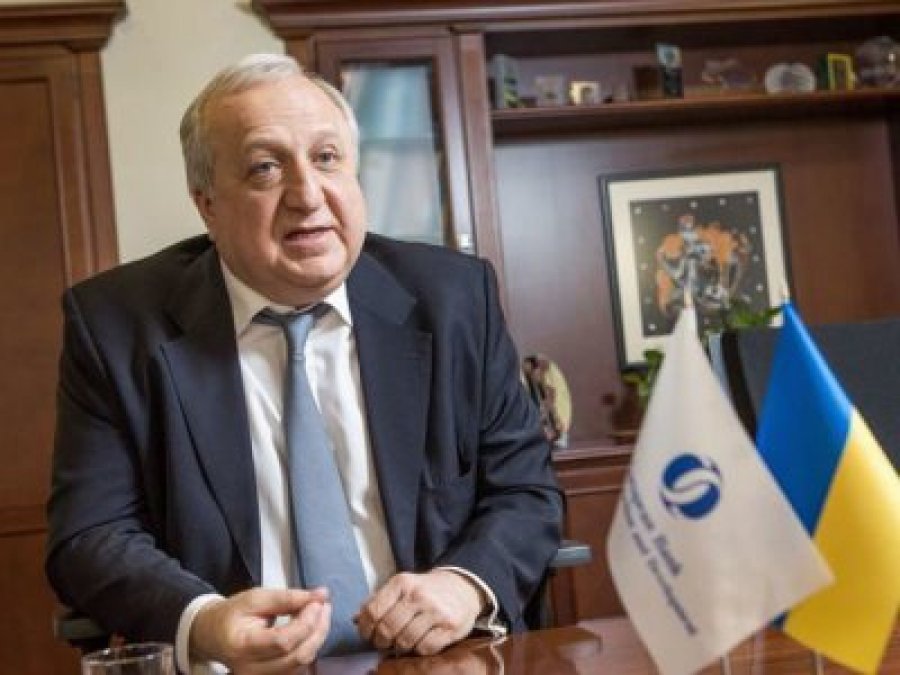 Глава набсовета Ощадбанка Шевки Аджунер