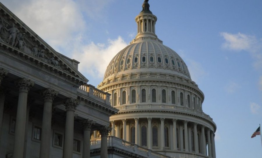 Конгрес США може схвалити нове фінансування для України у квітні