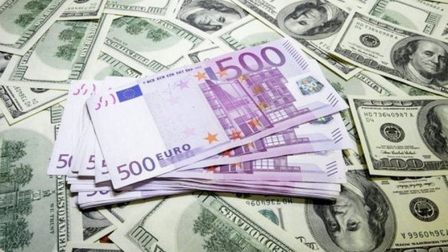 Нацбанк продав $679,3 млн на міжбанку