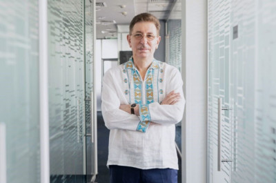 Сосіс викуповує в Ахметова контроль в страховій компанії «АСКА-Життя»