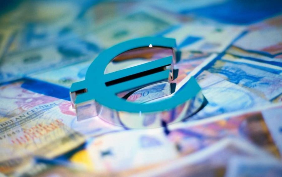 Еврокомиссия оштрафовала пять банков на 1 млрд евро
