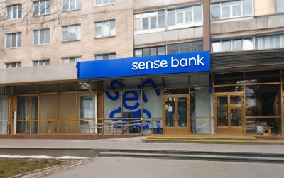 Відділення Sense Bank в Запоріжжі відновлює свою роботу після ракетної атаки на місто