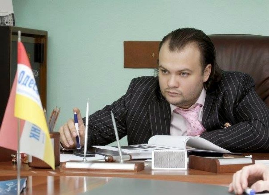 Экс-президент Городского коммерческого банка сбежал в Латвию