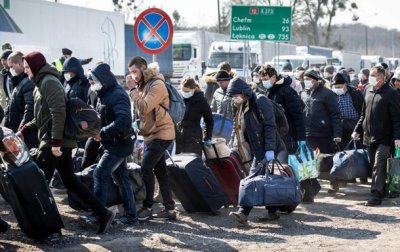 Рада заборонила брати плату з робітників за працевлаштування за кордоном
