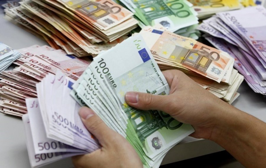 Євро зростає на тлі заяв ЄЦБ