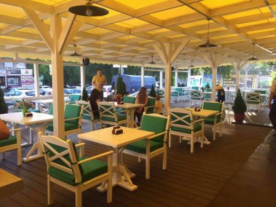 Уряд подовжив карантин до 22 травня з деякими послабленнями