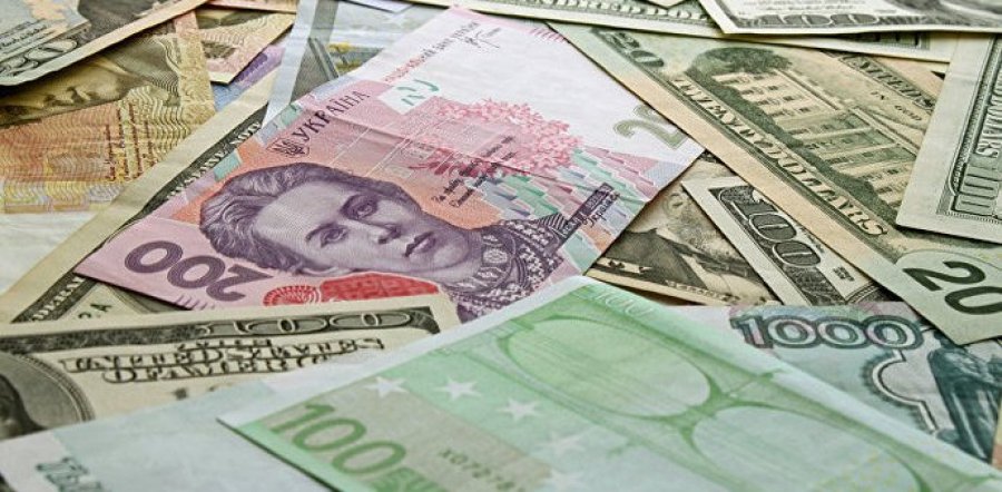 Рада ЄС схвалила схему для конвертації гривні