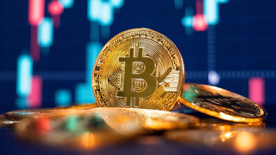 Біткоїн впав на 20% зі свого максимуму після запуску ETF