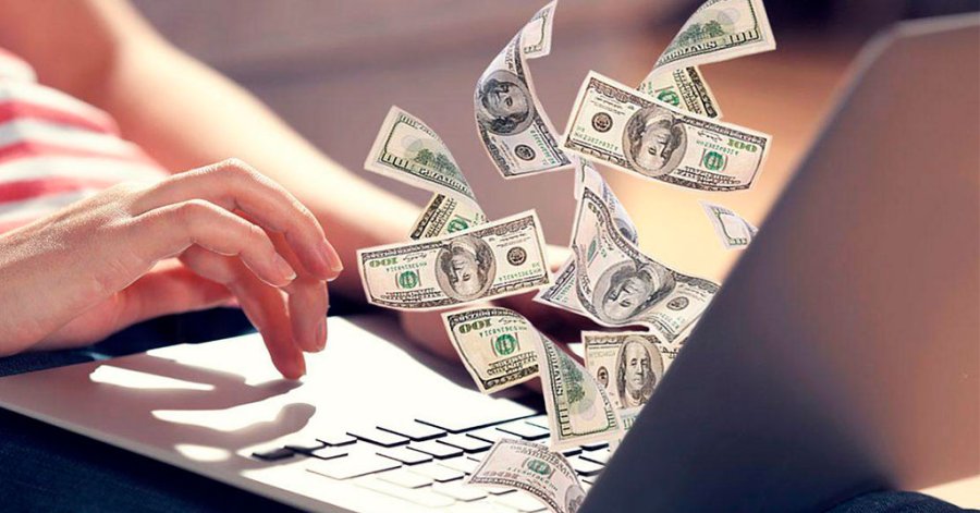 Українці отримали $1,3 млрд міжнародних переказів через ПриватБанк