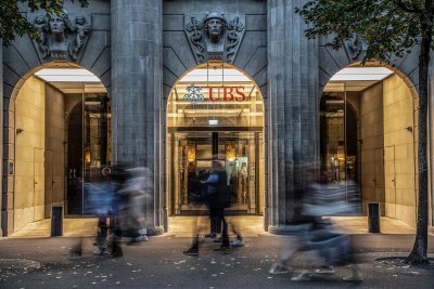 Швейцарський UBS отримав квартальний збиток вперше за 6 років