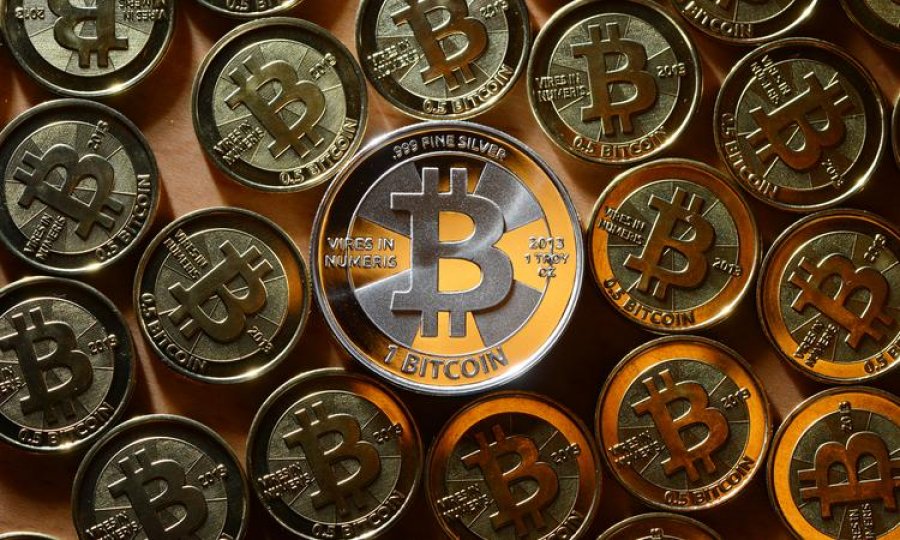 Канада легализовала операции с Bitcoin