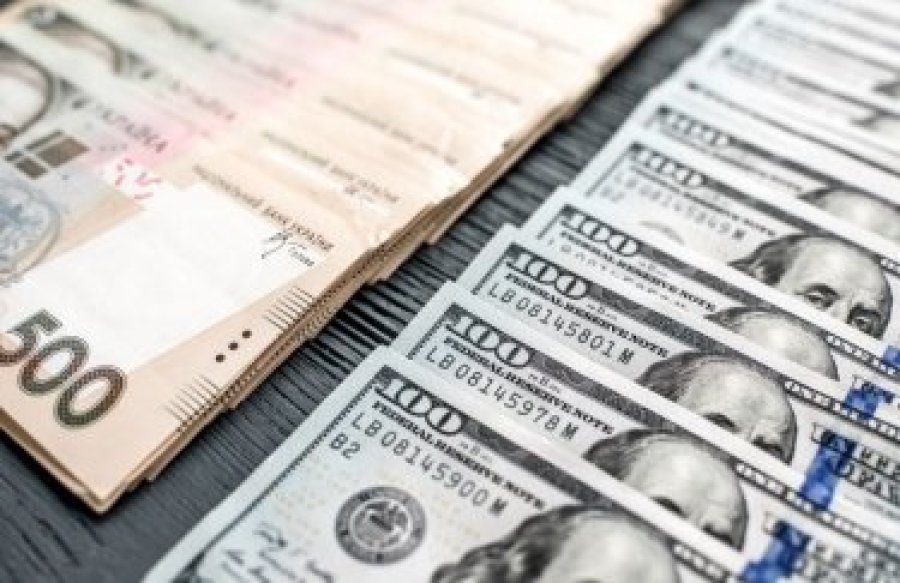 Нацбанк збільшив чистий продаж валюти за тиждень удвічі