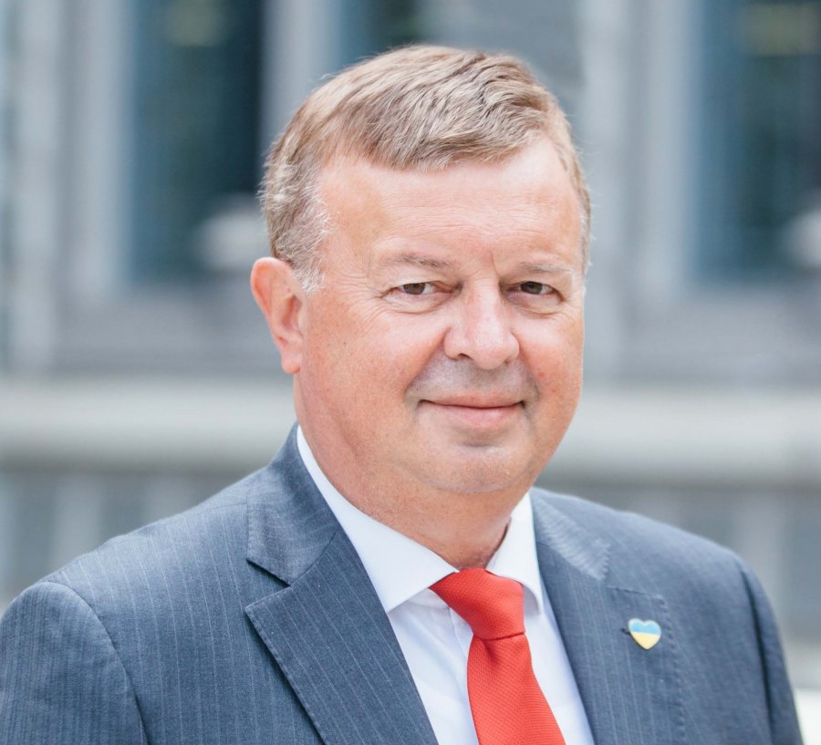 Порошенко заполнил свою квоту в Совете НБУ