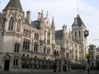 Британський суд став на бік України у справі боргу Януковича