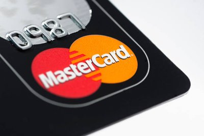 Mastercard може збільшити ліміт поповнення картки готівкою на касах у 7 разів