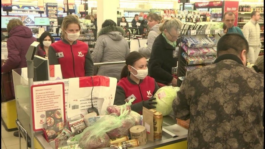 Власників бізнесу штрафуватимуть за відсутність масок у клієнтів