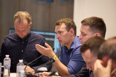 Безподаткові посилки скасують, але дуже обережно