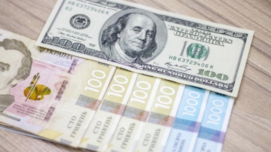 У березні продаж валюти НБУ скоротився на 32%