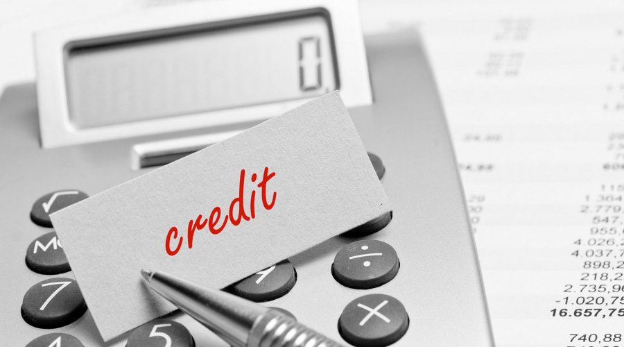 НБУ оштрафував фінустанову за недотримання вимог договору про кредит