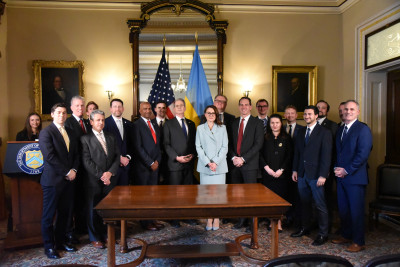 Україна та США створили інвестфонд корисних копалин