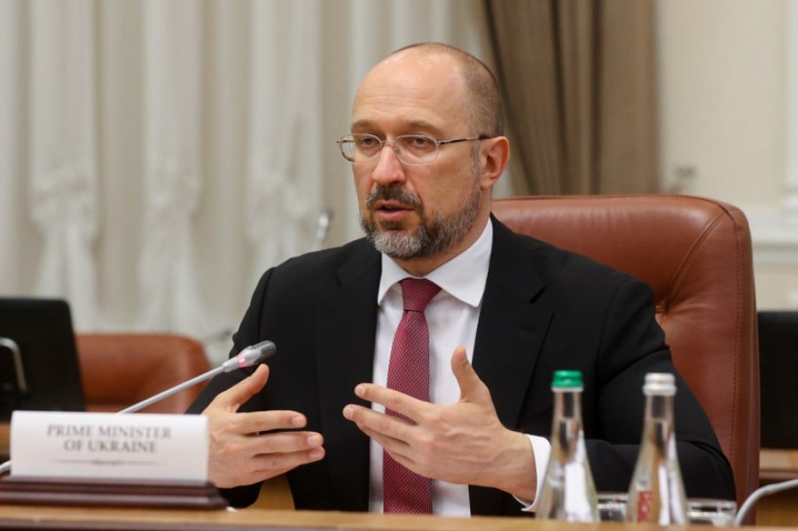 НБУ має внести корективи щодо амністованих капіталів – Шмигаль